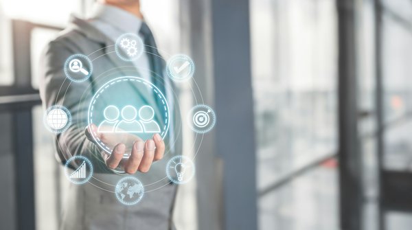 Top 10 outils crm pour améliorer vos interactions clients